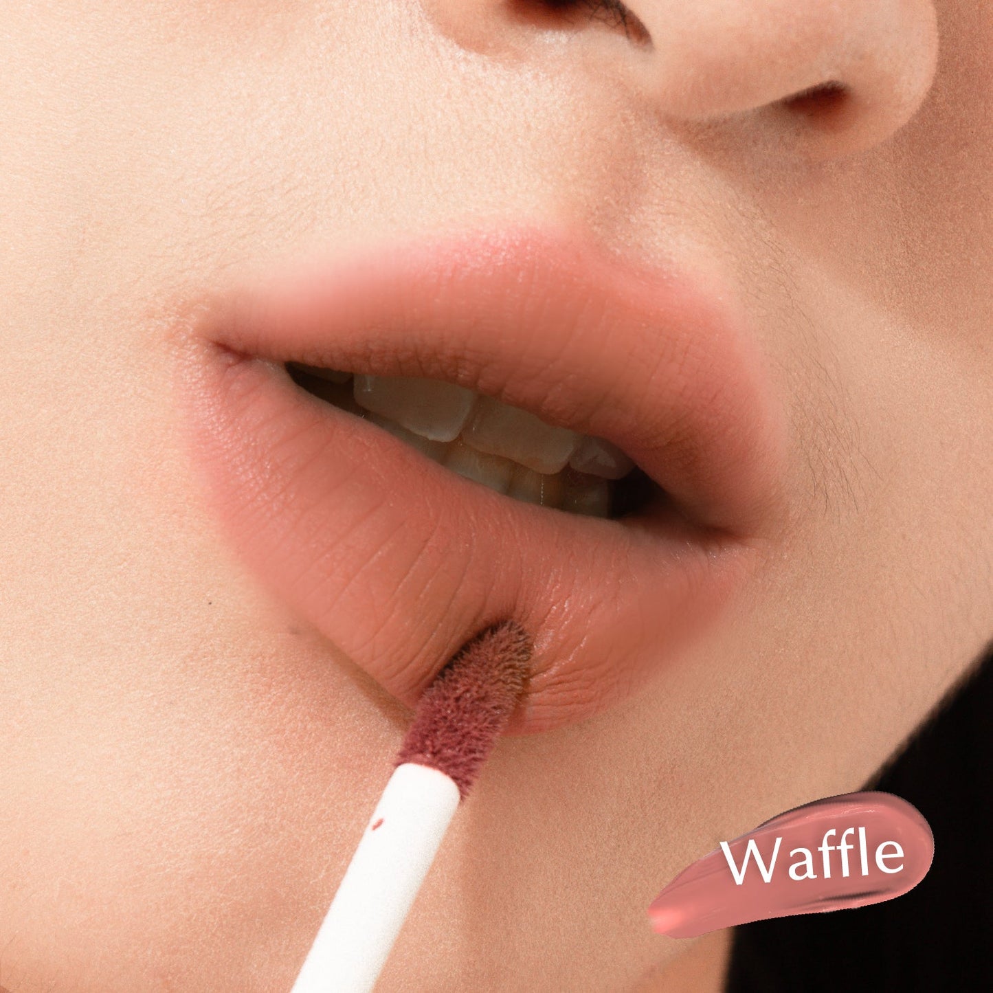 Lip Velvet Soft Gloss - Soft matte | Melembabkan | Buttery Texture | Samarkan garis bibir